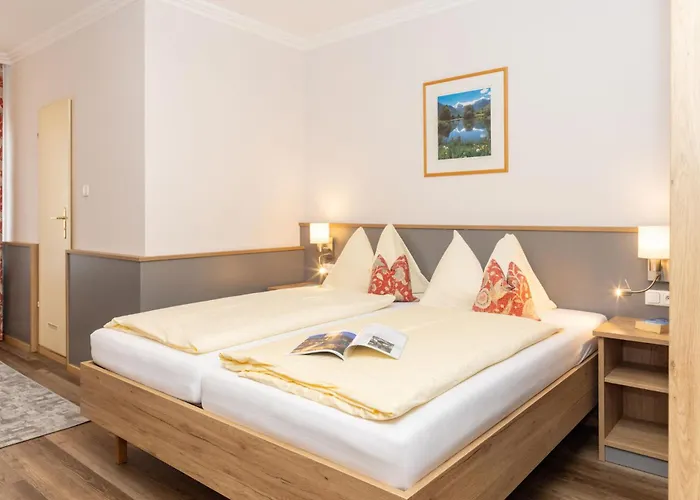 Hotel Lebzelter Zell am See