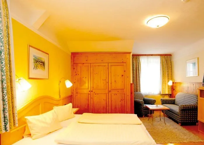 Lebzelter Hotel 3*